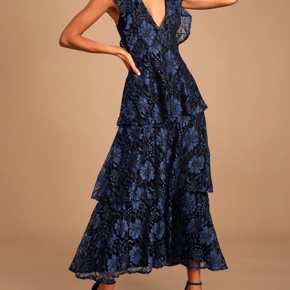 Lulus Dresses & Skirts - NWT Lace Tiered Maxi Dress
